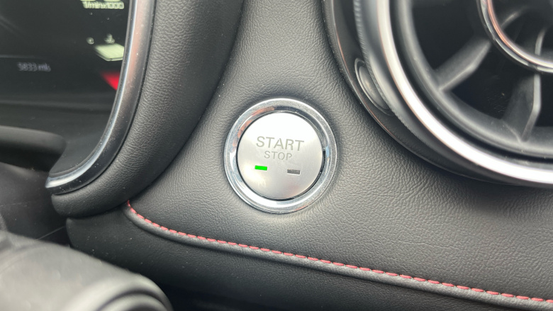 MG Hs 1.5 T-GDI Exclusive 5dr DCT Petrol Hatchback